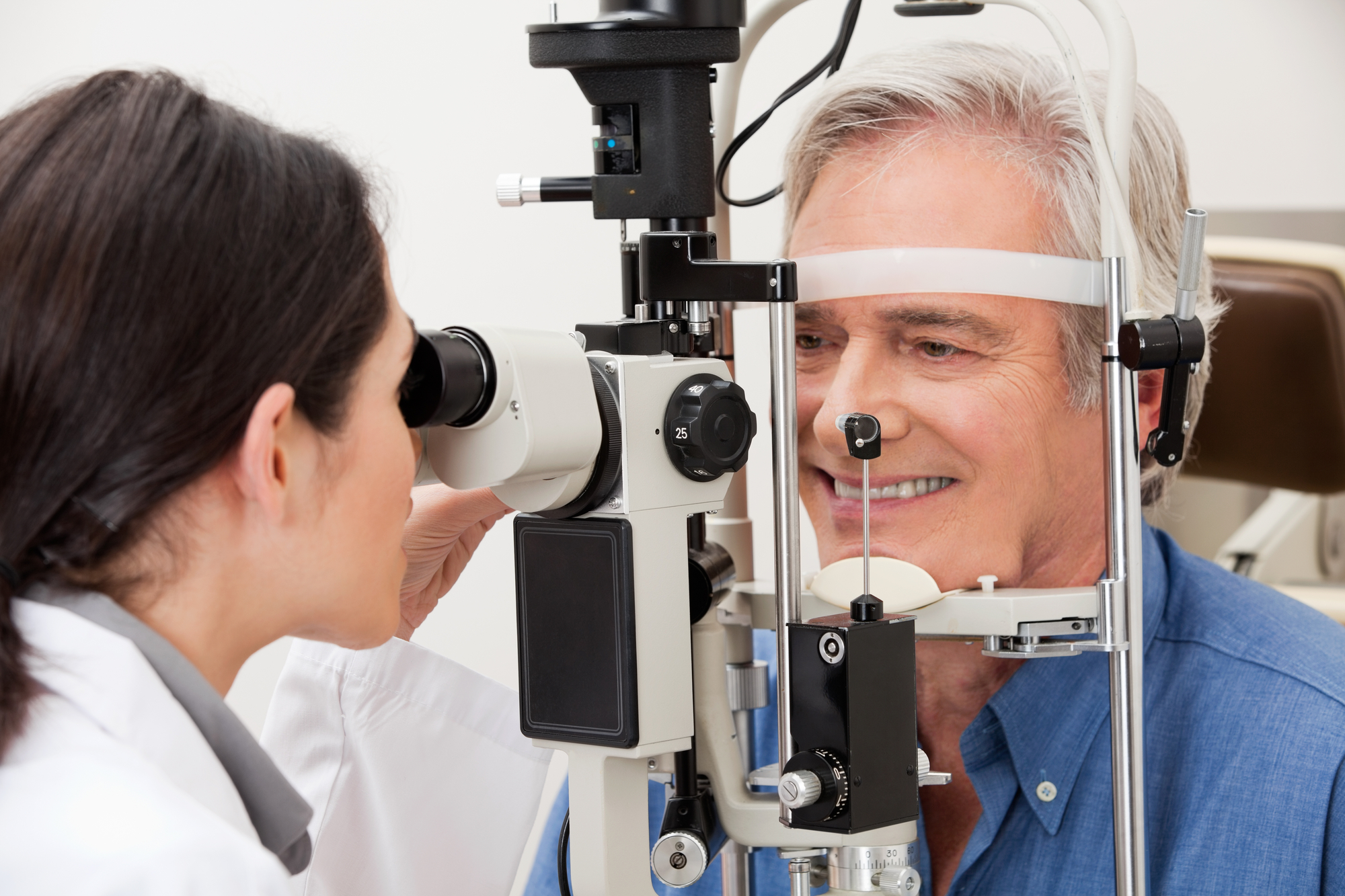 how-to-choose-the-right-eye-doctor-for-your-vision-needs-psych-times